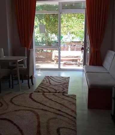 דירה Deniz Yuruyerek Lara Beach Park Hastane Pazar Kum *